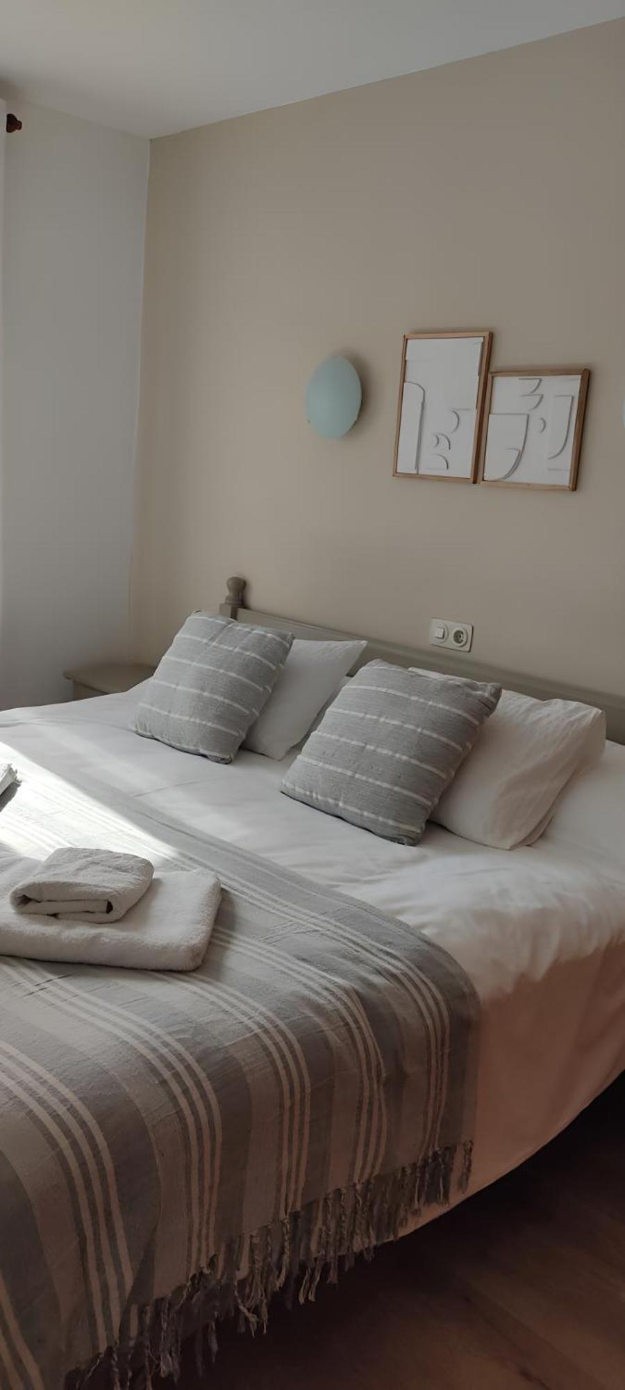 Apartamentos Can Salas Cala Figuera  Exteriör bild
